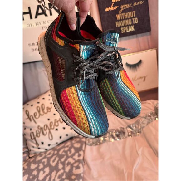 Ariat fuse rainbow stripe lightweight Womens Lace Sneaker 9.5 slip on fashion - Picture 2 of 7